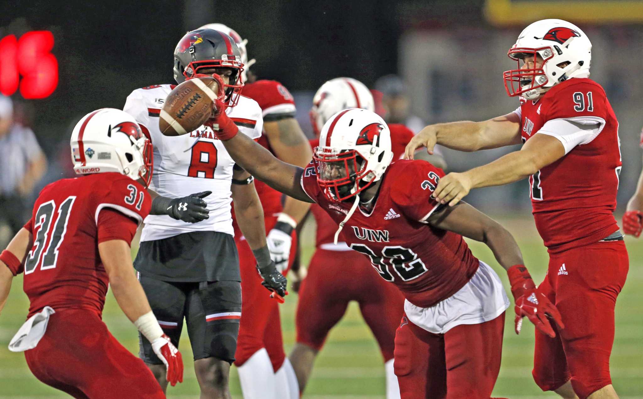 Despite challenges, Incarnate Word defense holding its own during  turnaround season