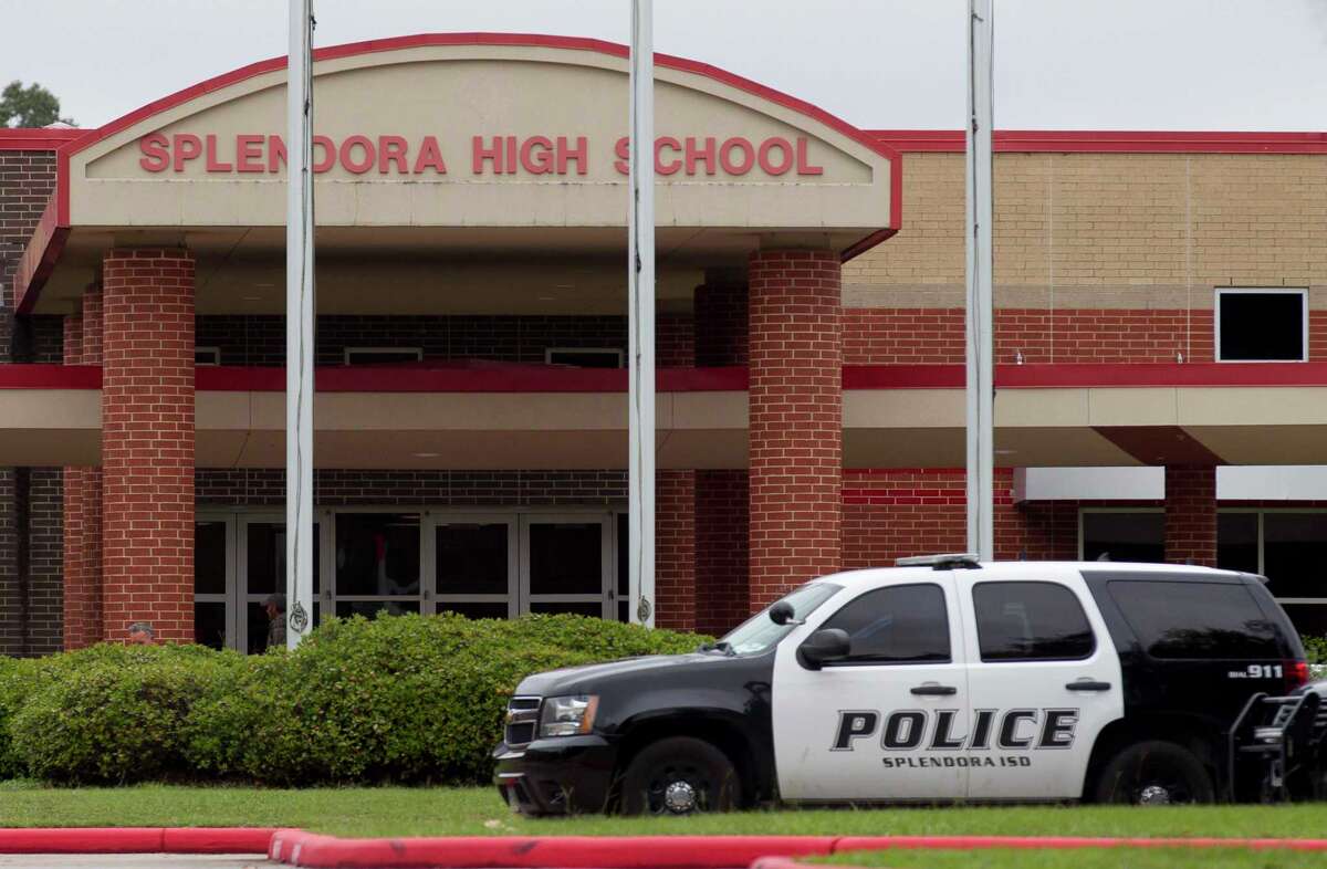 Splendora ISD evacuates after threat sent to administrator