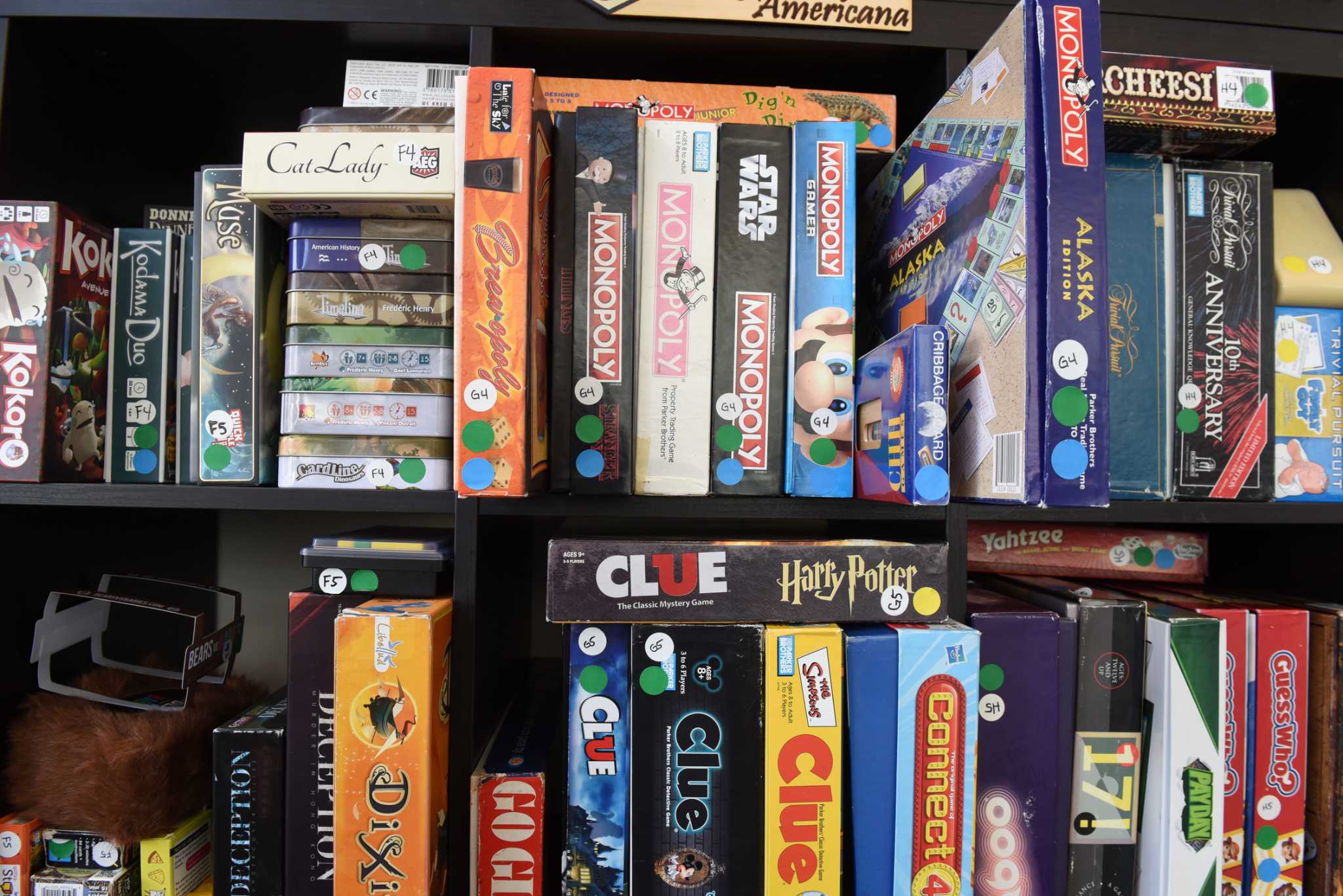 10 Classic Board Games You Can Play Online With Friends