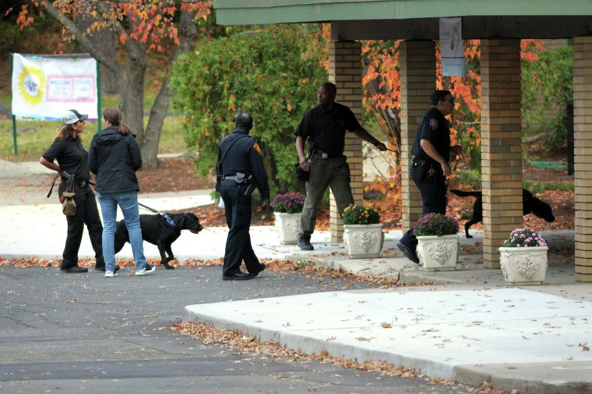 Synagogues Increase Security After Bomb Threat In Bridgeport ...