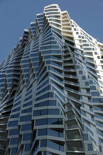 Vista Tower