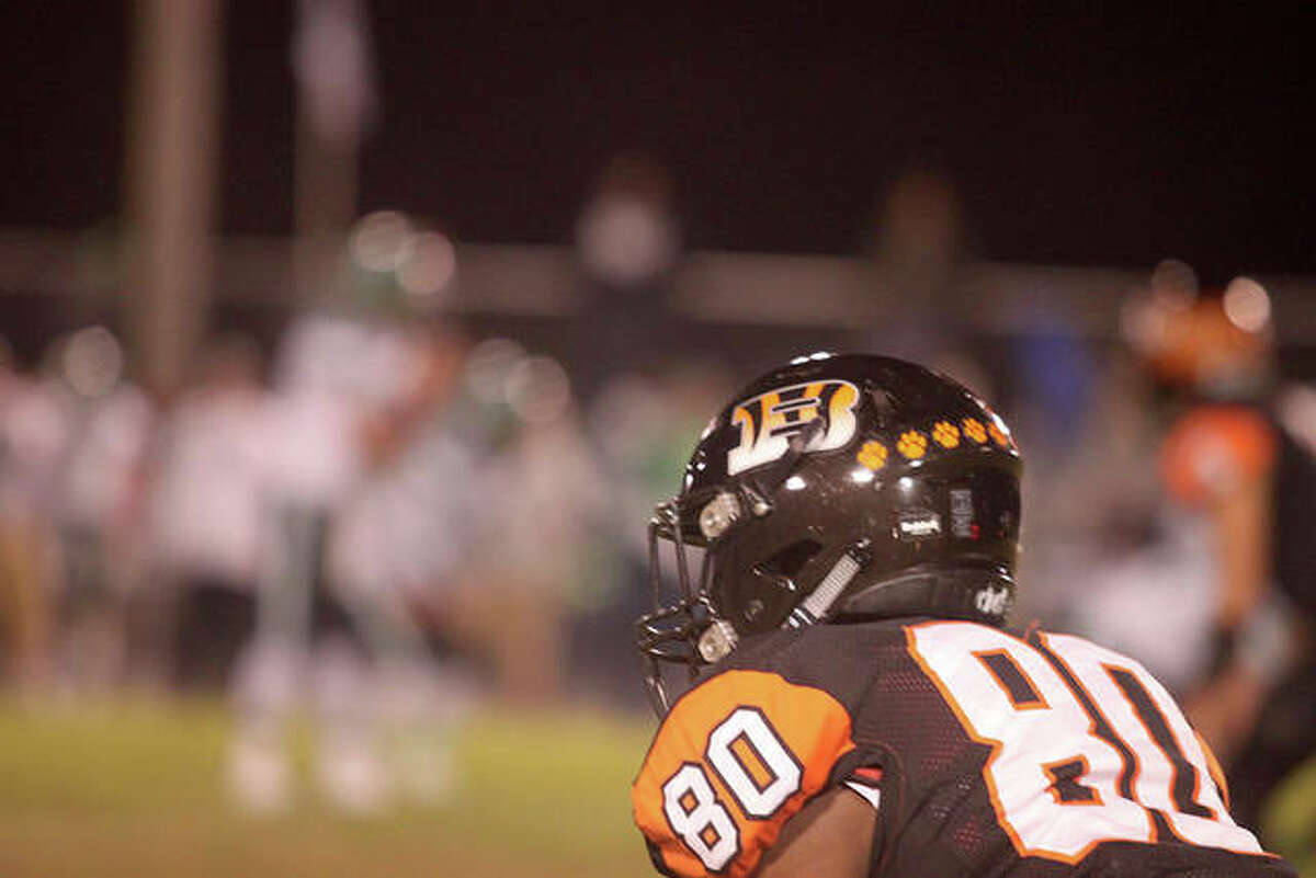 Slideshow Beardstown football versus Carrollton