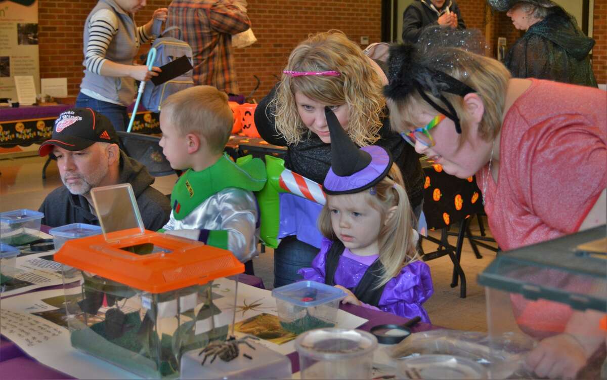 Midland Center for the Arts hosted its annual Halloween Bash this Saturday, Oct. 26, inviting families and visitors to trick or treat in the Alden B. Down Museum of Science and Art. In addition, there was multiple activities and craft stations with organizations like the Chippewa Nature Center, the American Chemical Society, Midland Recyclers, and the Mid-Michigan America Institute of Chemical Engineers.  (Ashley Schafer/Ashley.Schafer@hearstnp.com)