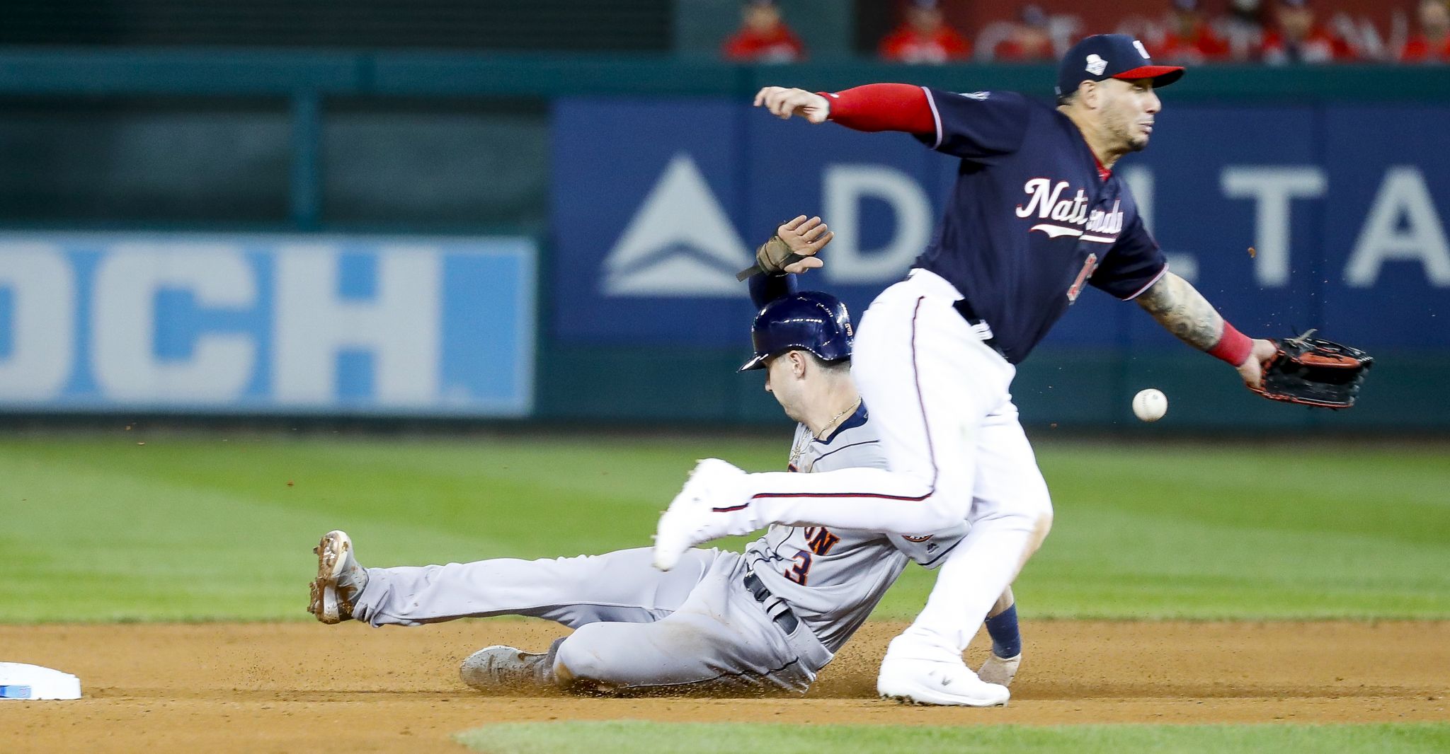 WASHINGTON, DC - September 13: Washington Nationals shortstop CJ