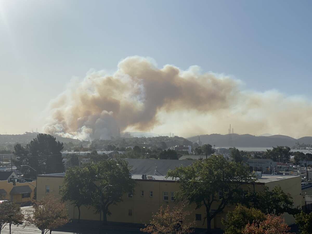I80 reopens after Carquinez Bridge fire, Crockett evacuation lifted