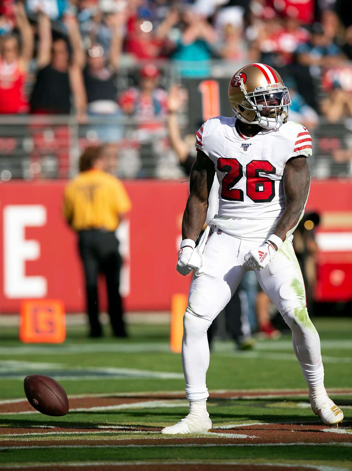 San Francisco 49ers 51-13 Carolina Panthers: Tevin Coleman scores