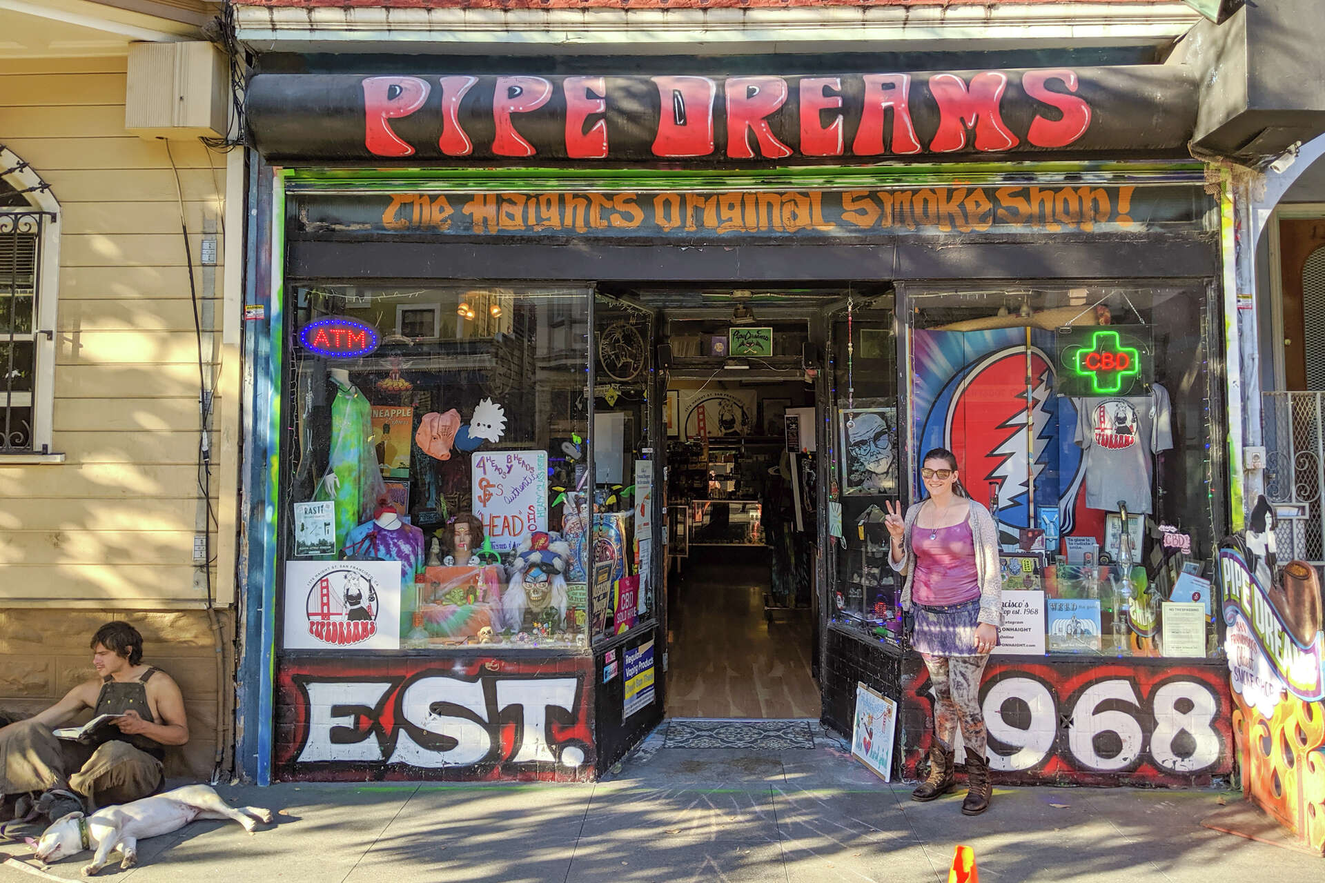 From green to red: How SF's oldest smoke shop is hurting from the vaping ban