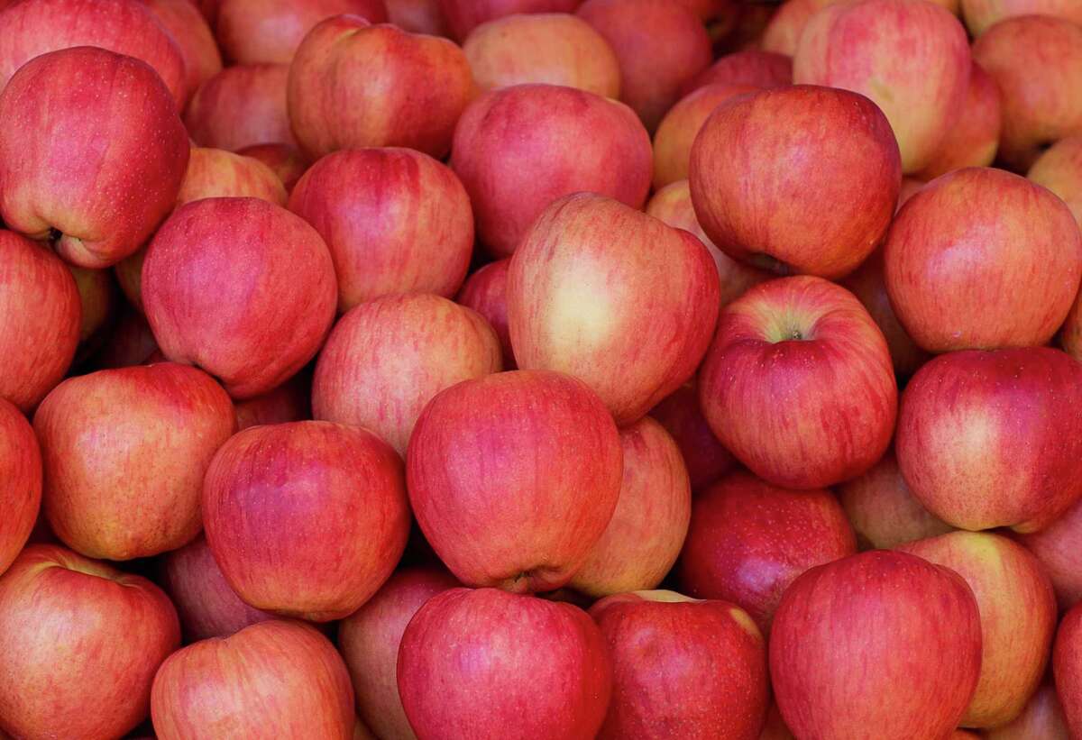 Apples being recalled for possible listeria contamination