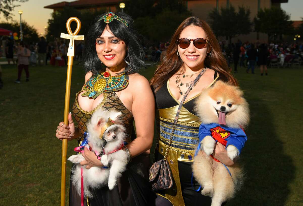 Photos Laredoans dress in wild costumes for Halloween Fest at TAMIU