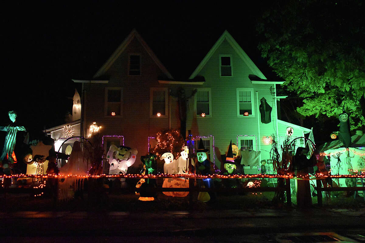 In Photos Halloween decorations in CT 2019