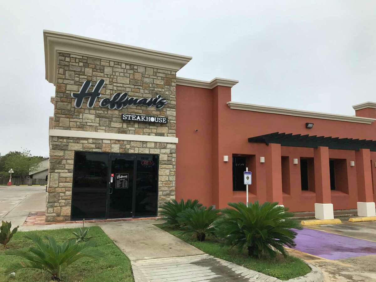 Review Hoffman’s Steakhouse a dependable East Side spot for surf and turf