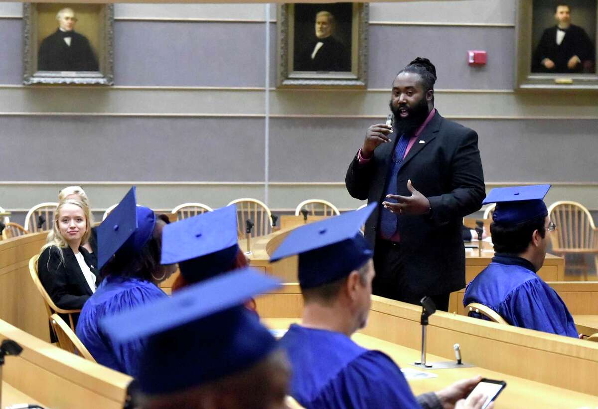 17 graduate New Haven career prep program, many formerly incarcerated