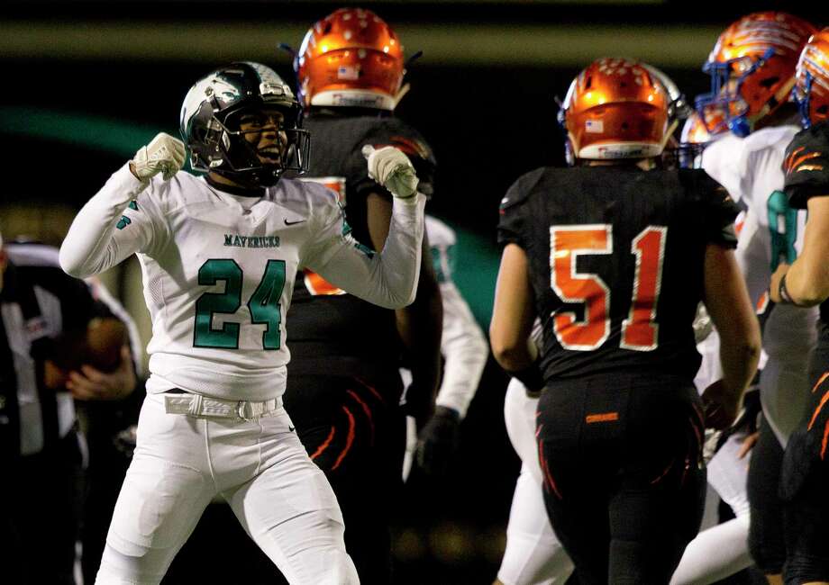 Football Grand Oaks Gets First Taste Of 6a In Loss To Pasadena