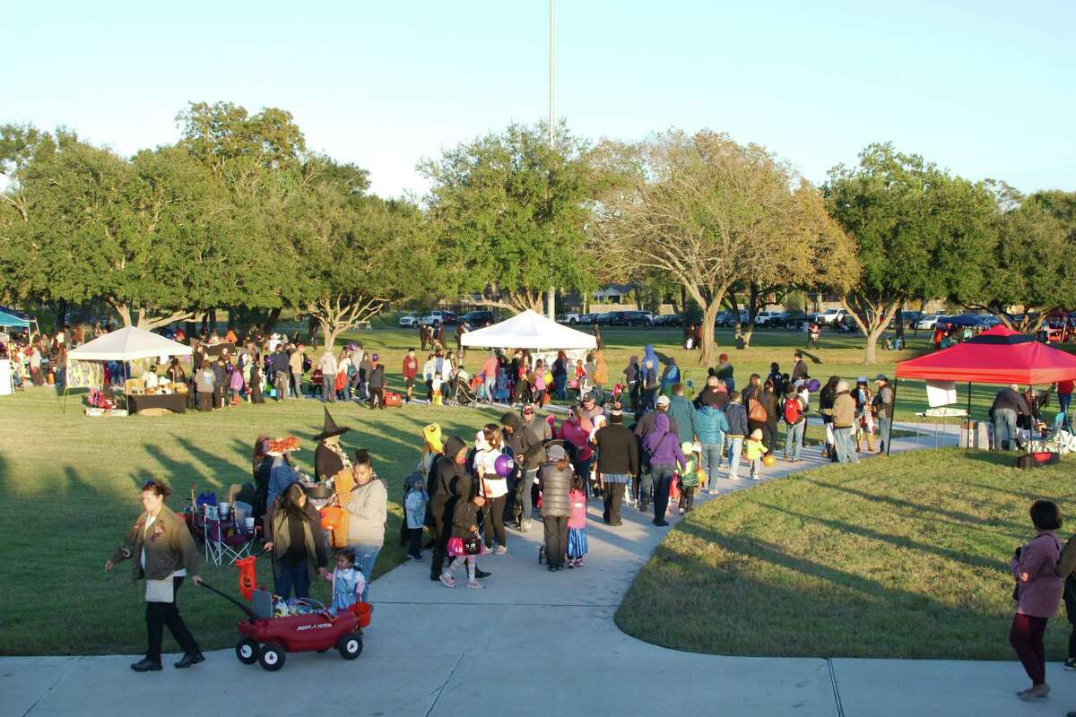 Monsters, movie characters abound at Pearland Trick or Treat Trail