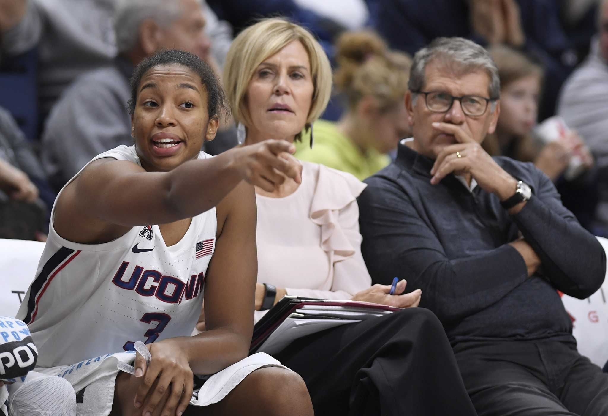 Chris Dailey, UConn hope to avoid a letdown before holiday break