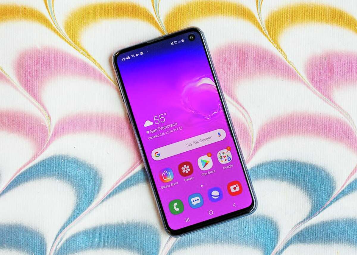 phones similar to s10e