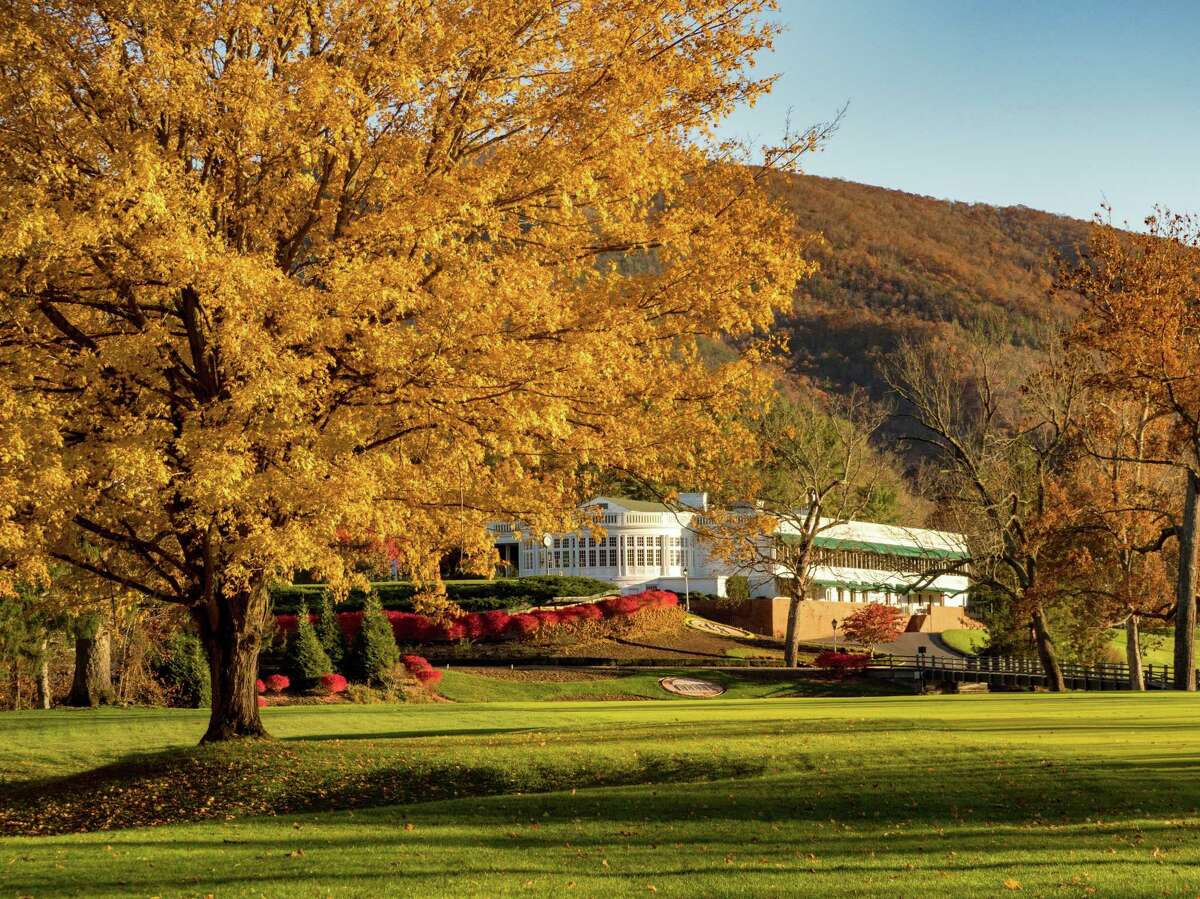 Storied Greenbrier Offers A Genteel Golf Getaway