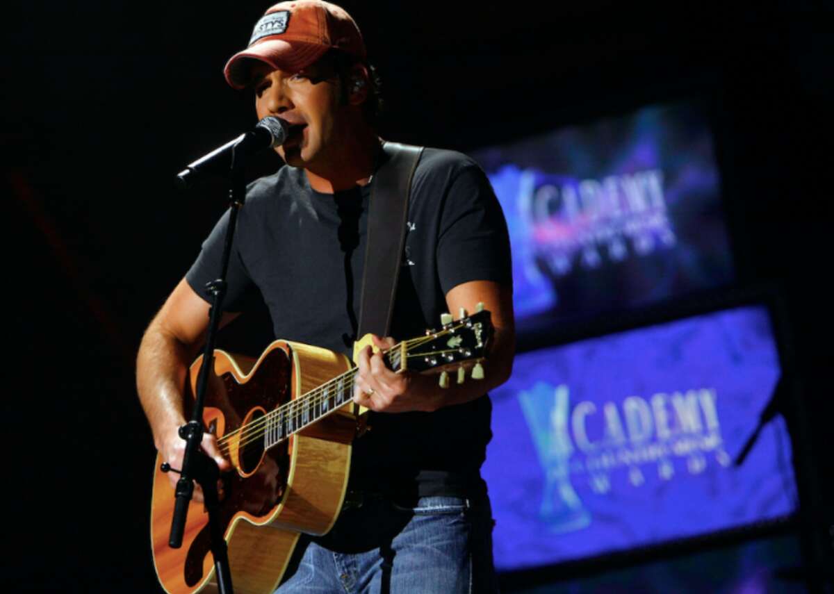 Rodney Atkins will close out the Laredo International Fair and Exposition on Saturday night.