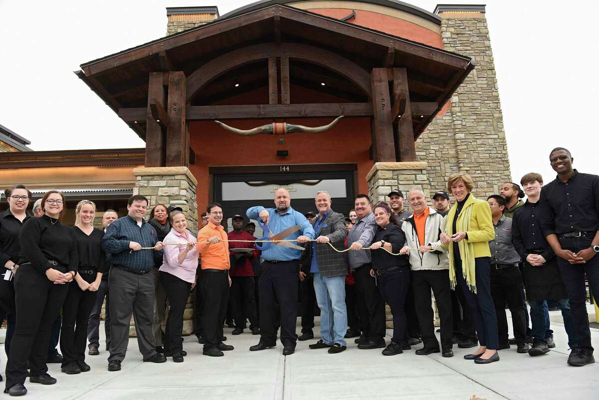 Photos Longhorn Steakhouse Opens On Wolf Road