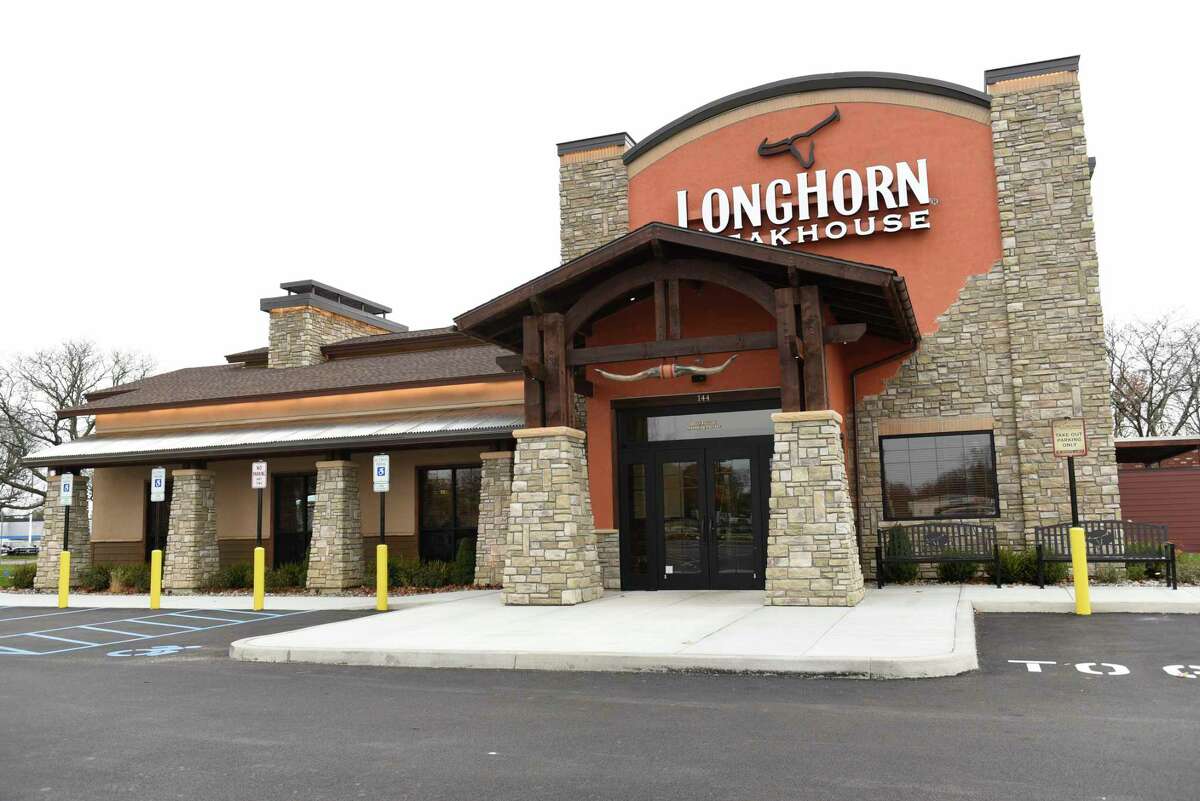 Photos LongHorn Steakhouse opens on Wolf Road