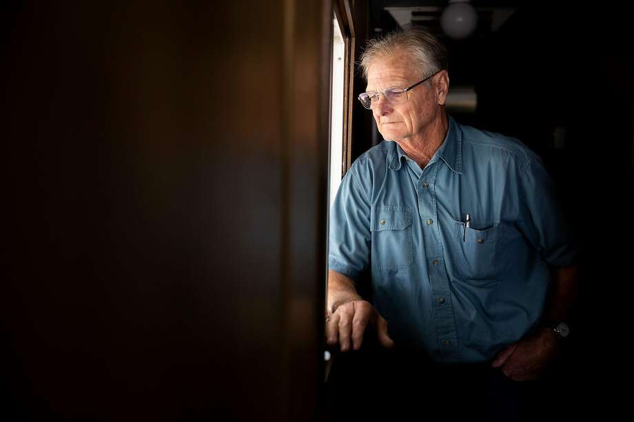 A portrait of Lon Walker at the Chateau Senior Mobile Home Park on Tuesday, Oct. 22, 2019, in Oroville, Calif. Walker’s wife, Ellen Walker, died in the 2018 Camp Fire at their Concow home. Photo: Santiago Mejia / The Chronicle