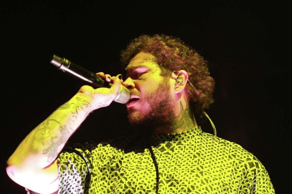 Post Malone wows Houston crowd with nonstop hits