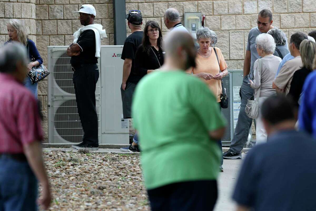 People line up to vote at Brook Hollow Library, Tuesday, Nov. 5, 2019. San Antonio residents are voting on ten state constitutional amendments.