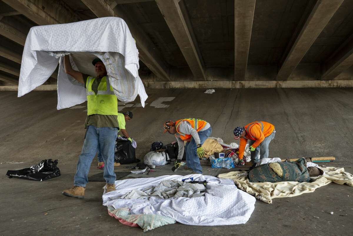 Homeless camp cleanups underway in Texas, per Gov. Greg Abbott's orders
