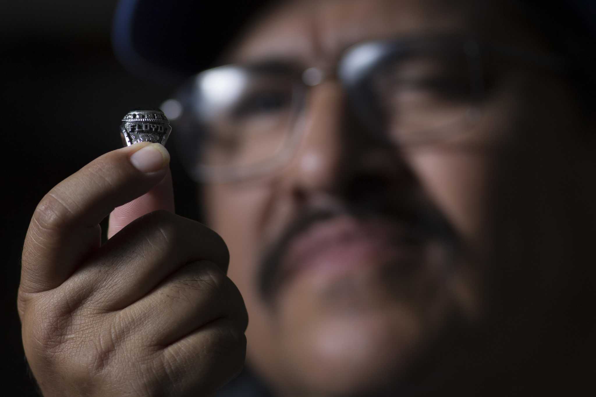 San Antonio man reunites lost class rings with their owners