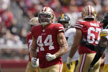 Santa Clara, CA. 16th Dec, 2018. San Francisco 49ers fullback Kyle Juszczyk  (44) before the NFL football game between the Seattle Seahawks and the San  Francisco 49ers at Levi's Stadium in Santa