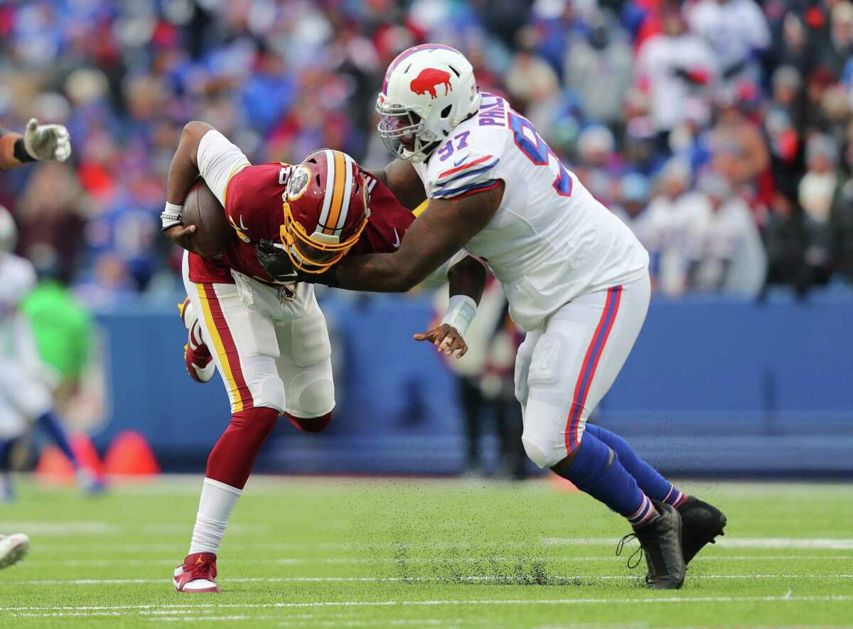 Buffalo Bills defensive tackle Jordan Phillips (97) on the