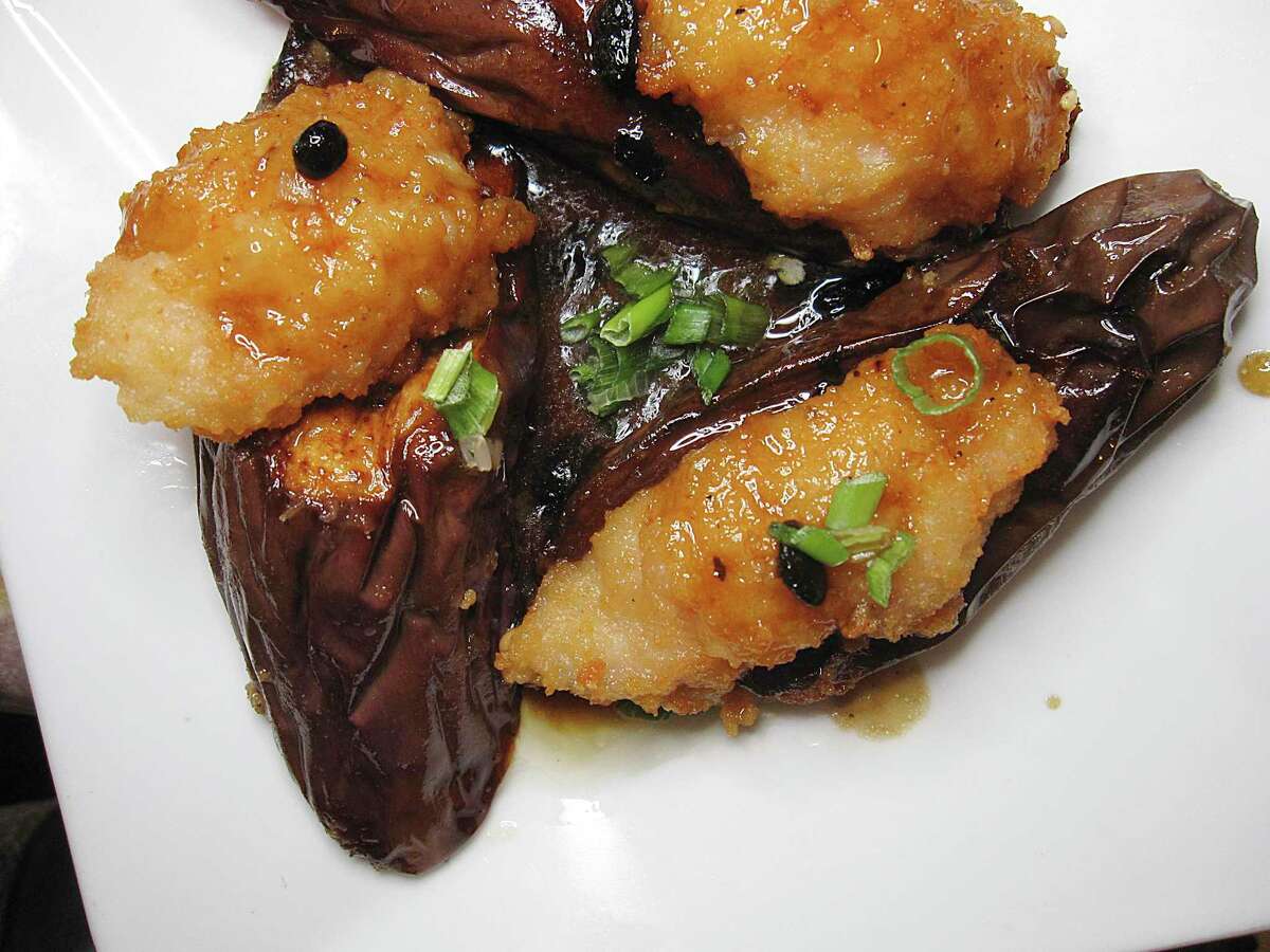 Review Dim Sum Oriental Cuisine rises above San Antonio’s quiet