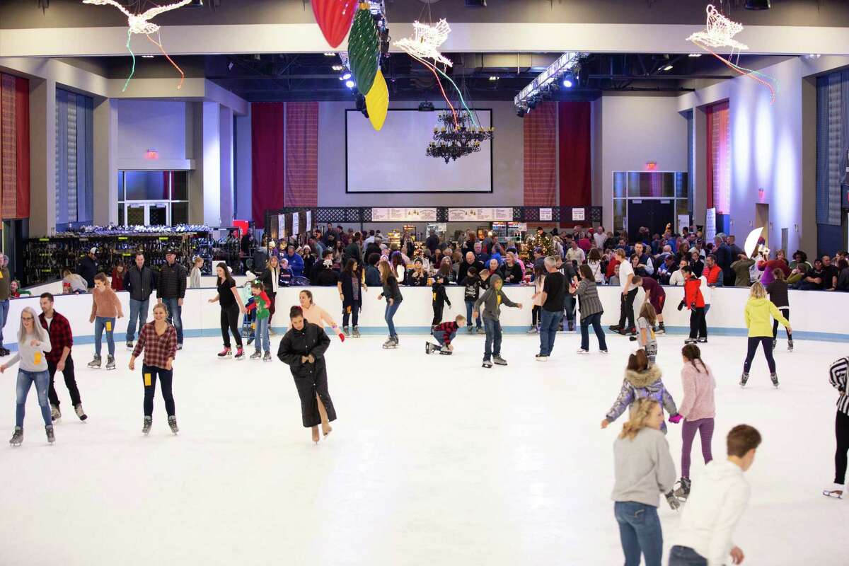 Woodlands set to skate again for holidays with opening of ice rink