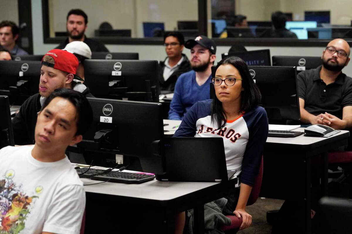 Texas schools, Amazon team up to prepare students for