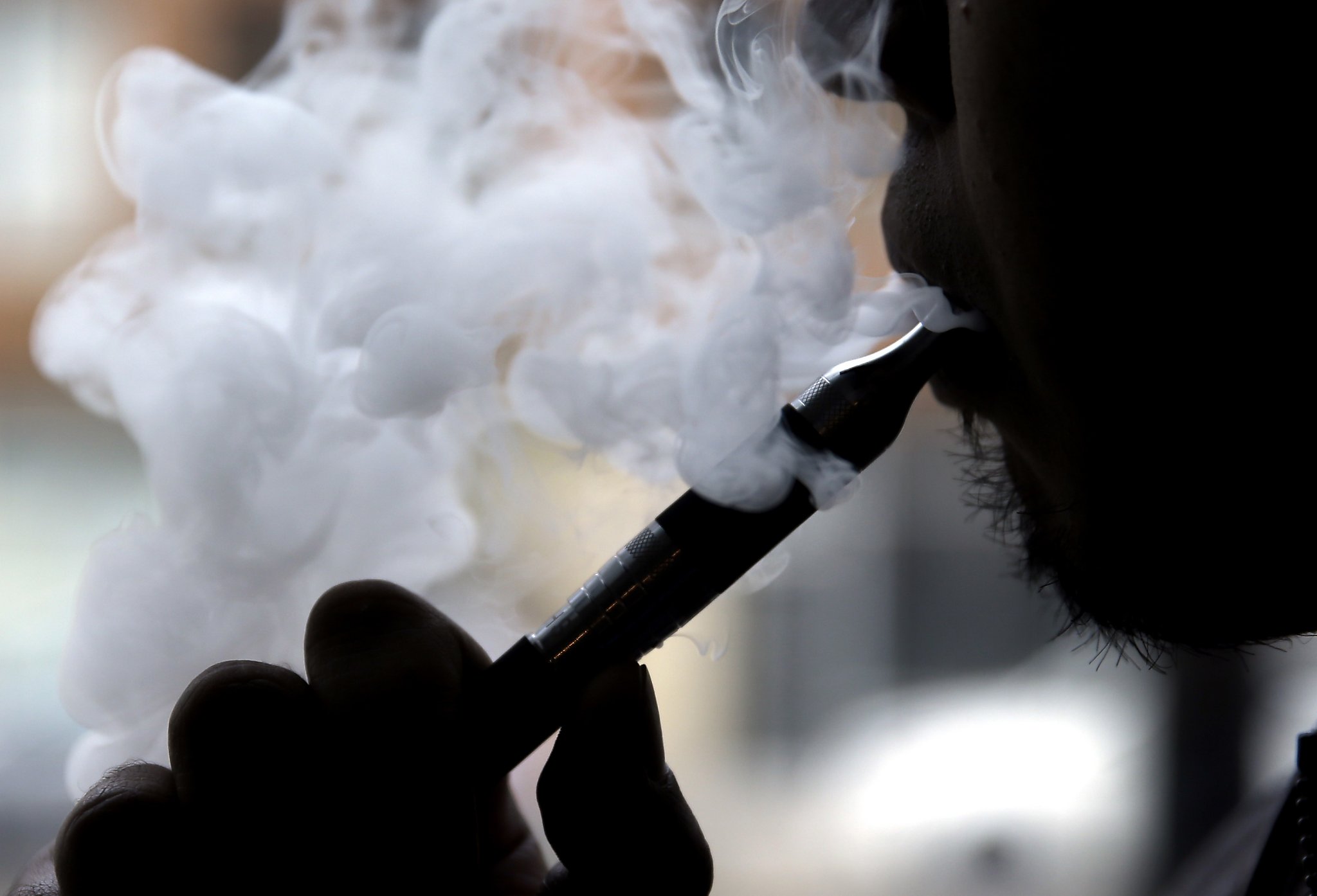 San Francisco Bay Area records its first death linked to vaping