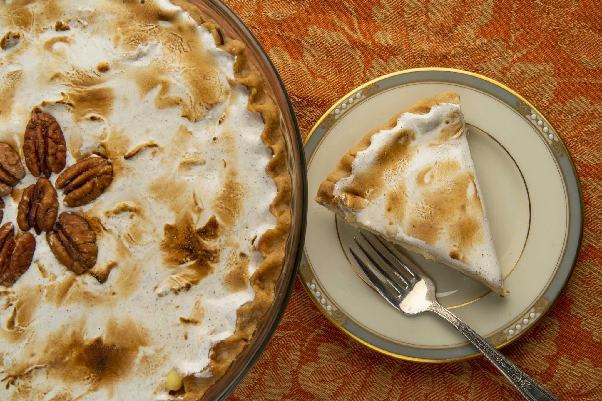 Recipe Toasted Rice Pudding Pie with Greenway Espresso Meringue