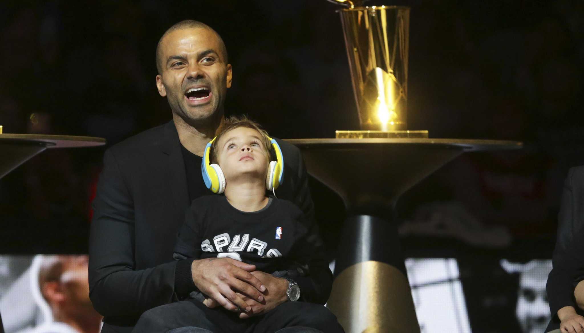 Berlin, Germany. 08th Oct, 2014. Tony Parker is elected MVP prior to the NBA  Global Games match between Alba Berlin and San Antonio Spurs at O2 World in  Berlin, Germany, 08 October