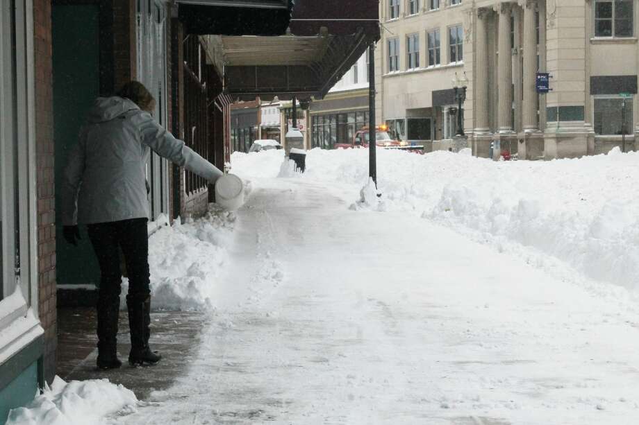 Snowstorm blasts northern Michigan communities Manistee News Advocate