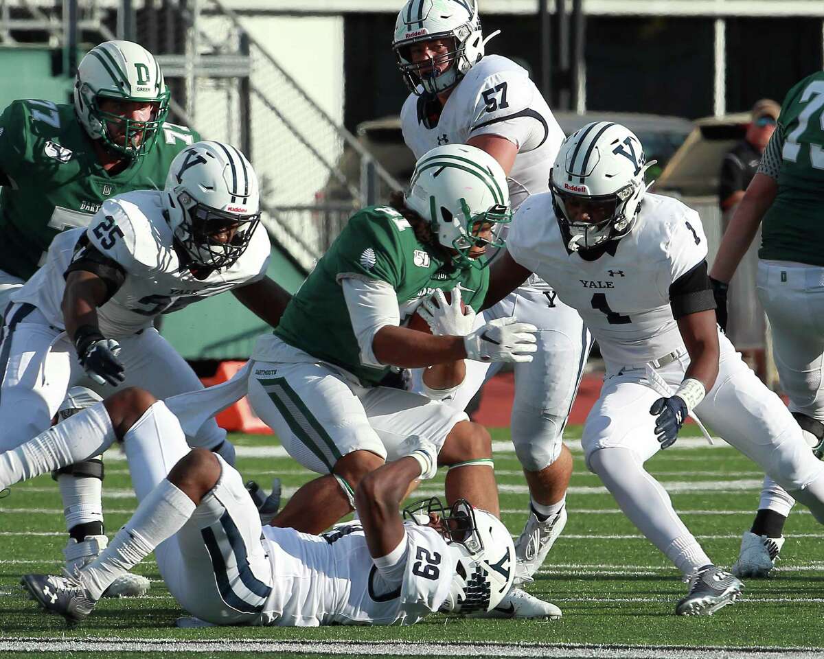 Yale cornerback Malcolm Dixon ready for challenging assignments