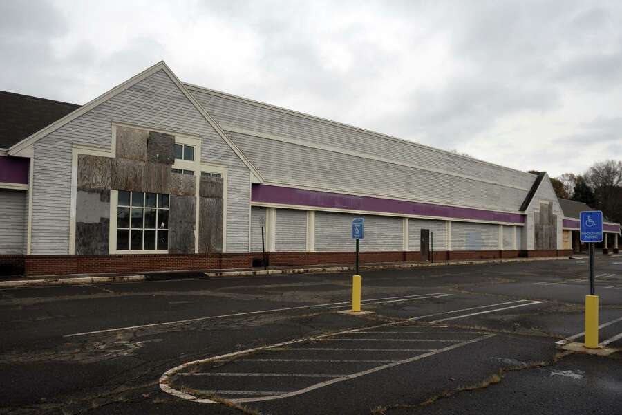 Maryland company buys infamous Bridgeport Stop & Shop