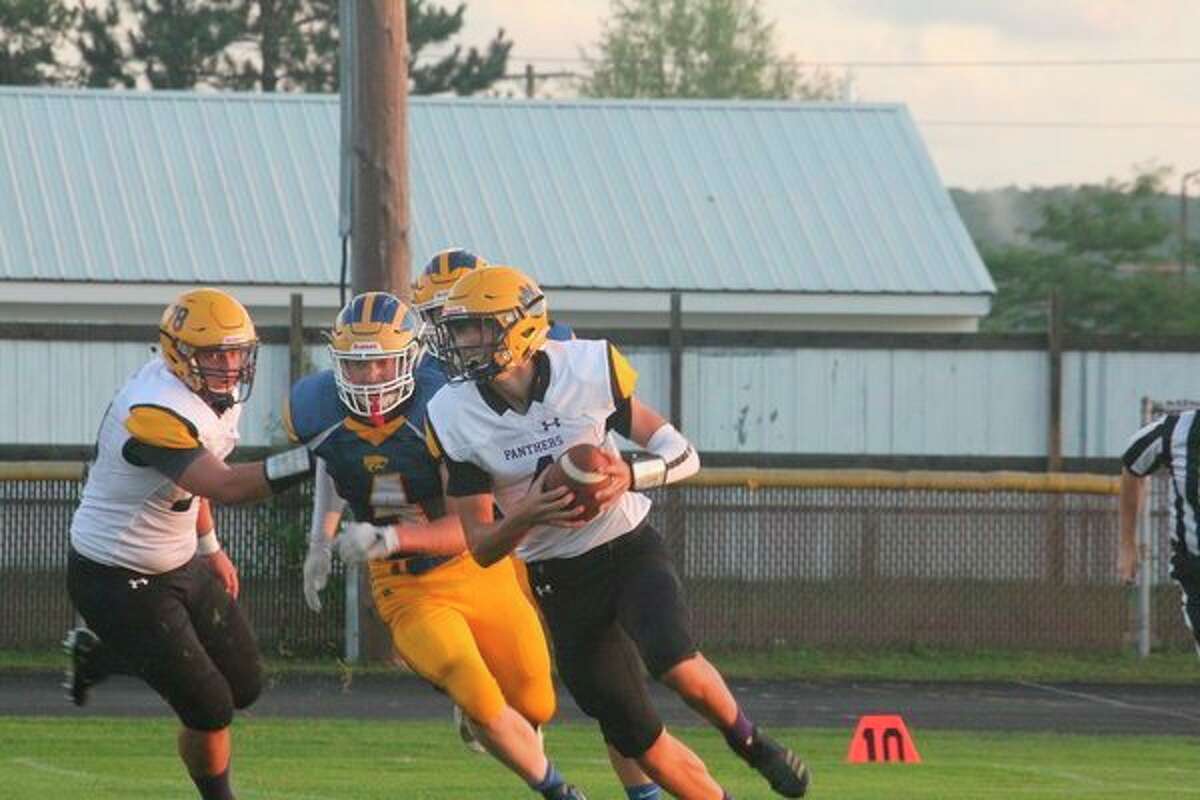 Justin O'Dell (4) was among Reed City's top players. (Herald Review photo/John Raffel)
