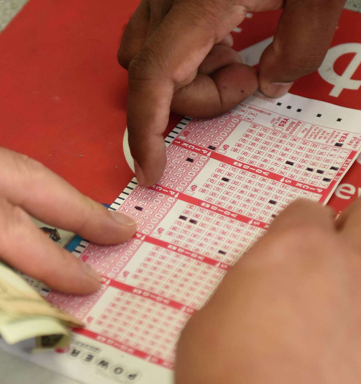 Powerball Jackpot Reaches 610 Million Here S How To Play In Ct Ct Insider