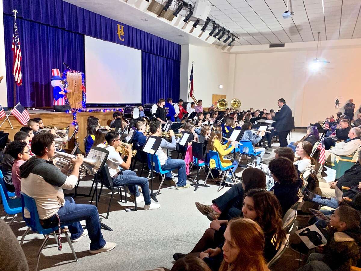 Hale Center hosts Veterans Day Ceremony for local vets