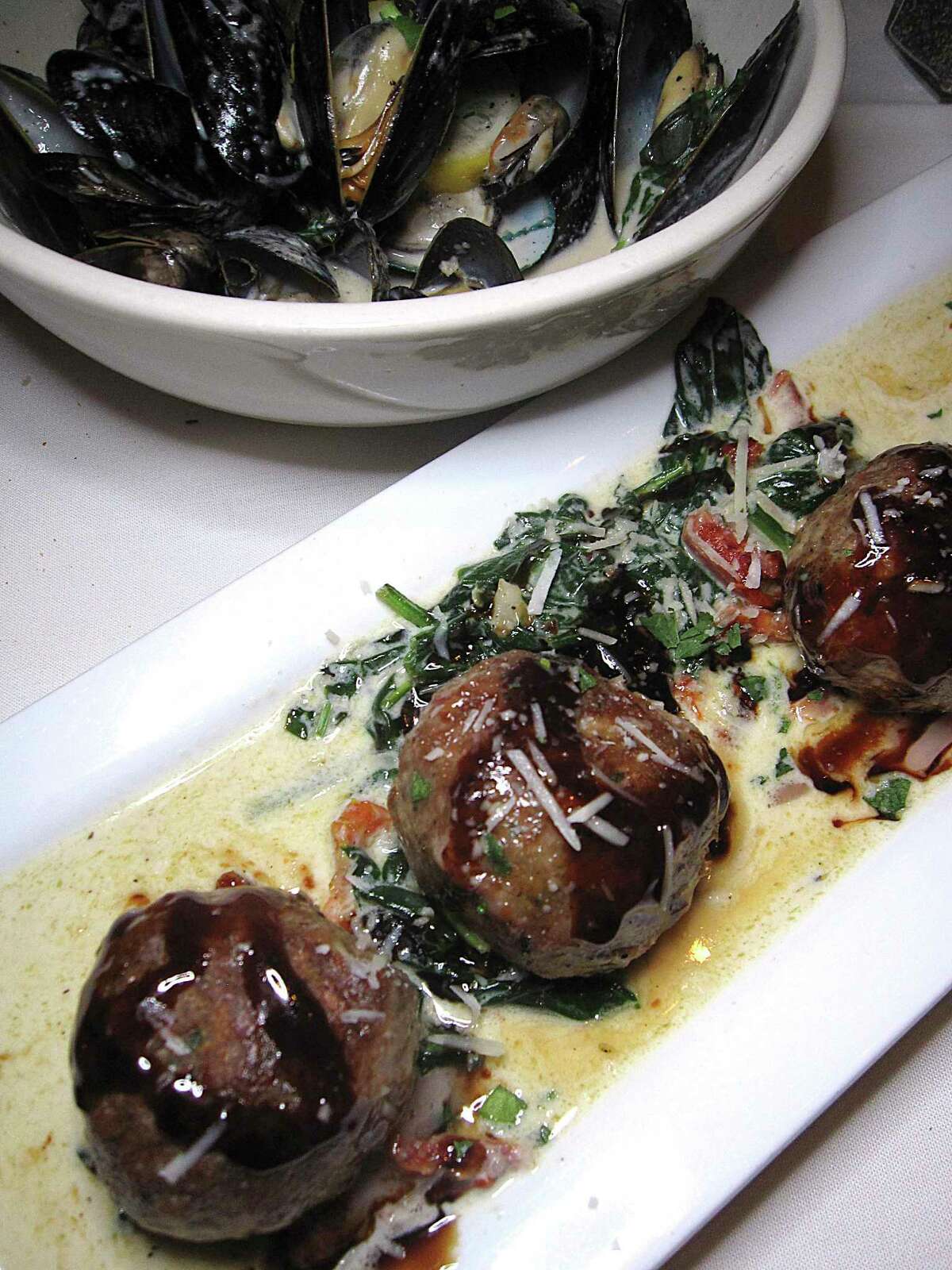 Review Gennaro’s Trattoria gives Canyon Lake a solid Italian