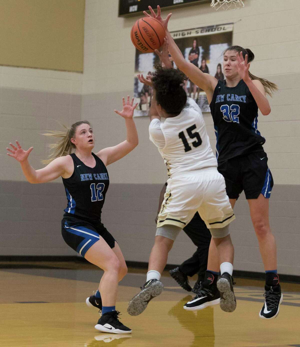 GIRLS HOOPS Conroe wins first round of Lady Tigers Classic in OT