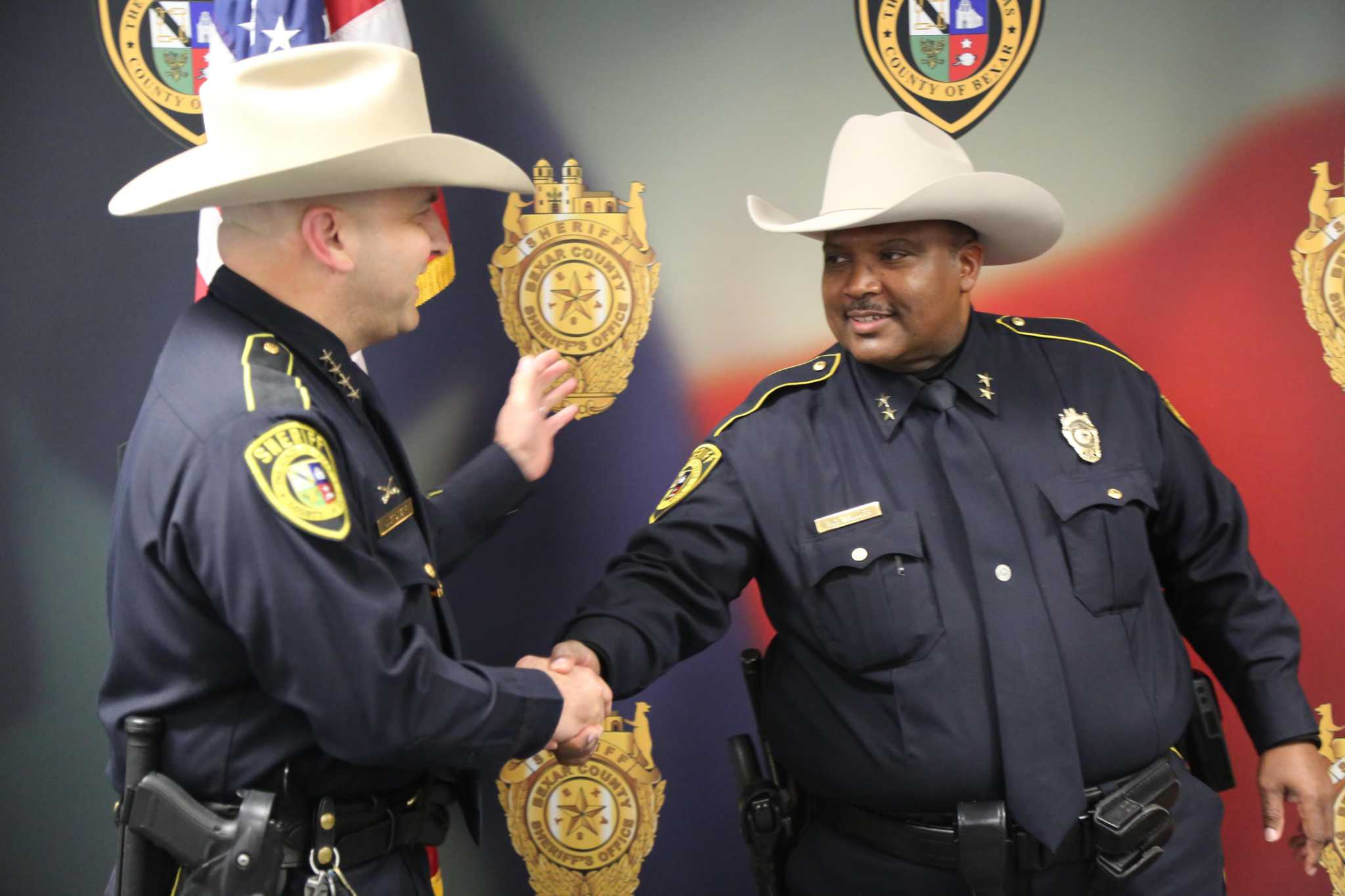 Bexar Sheriff Promotes Deputy Credited With Aiding Jails Return To Compliance 9505