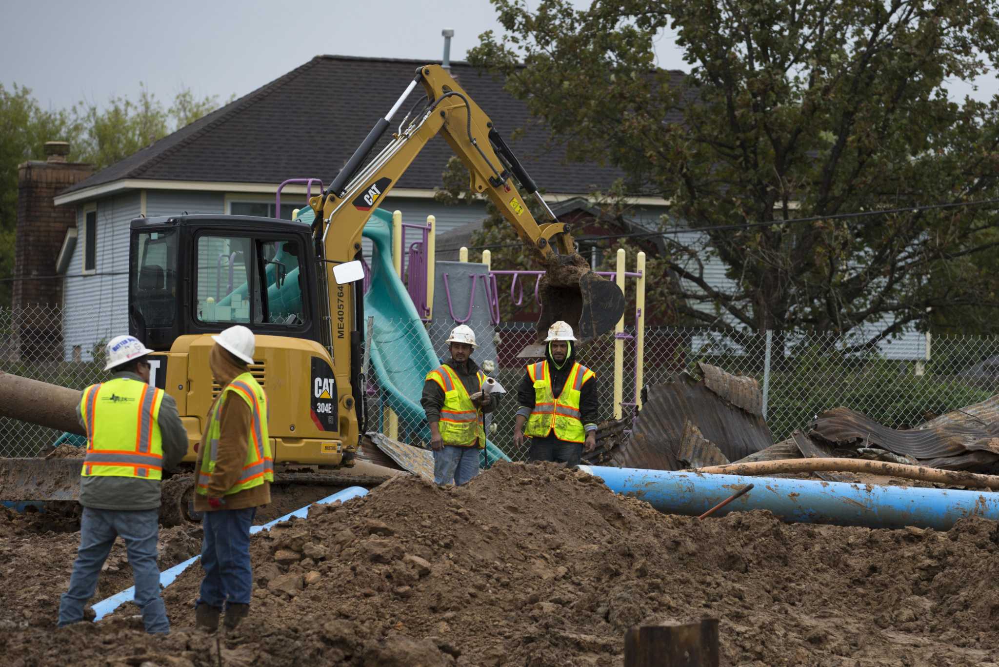 Texas unemployment sits at historic low, Houston region adds 8,000 jobs