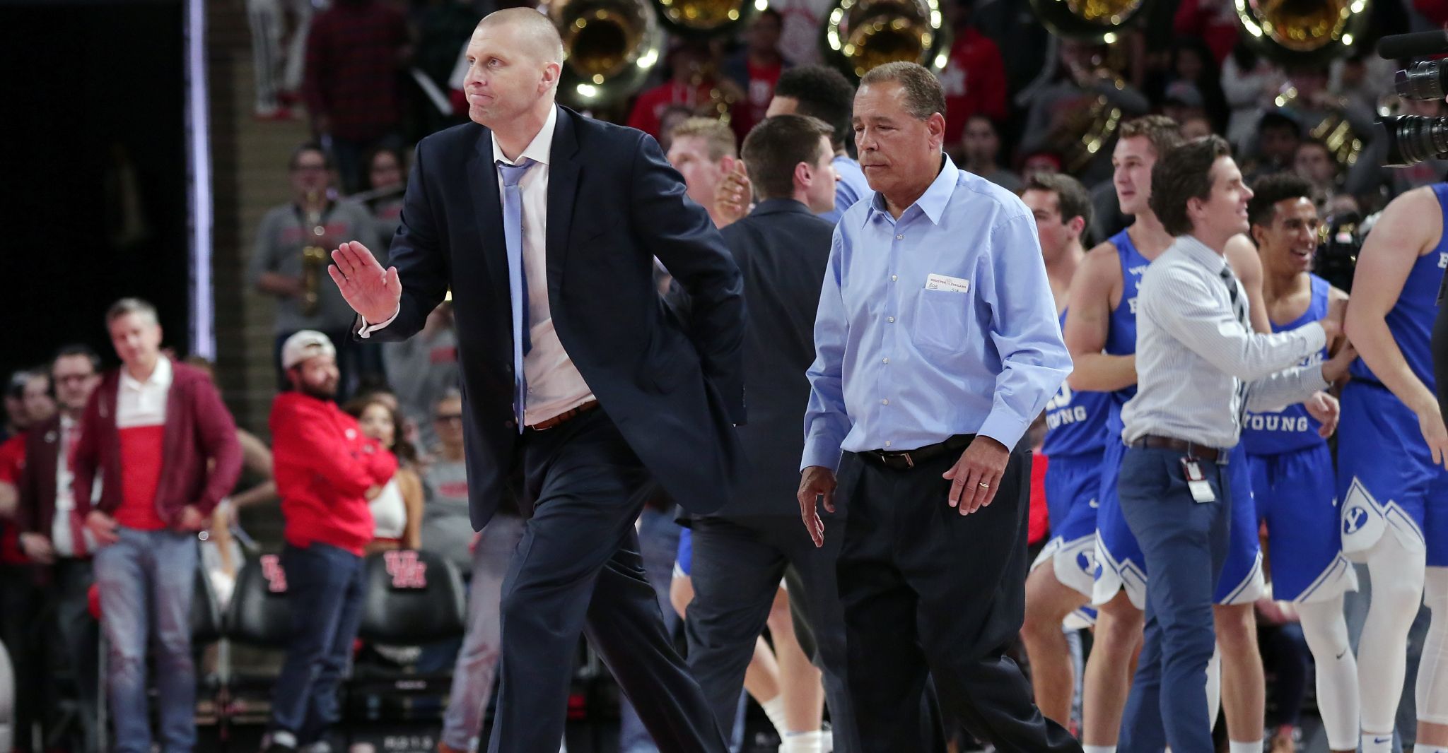 Tj Haws Buzzer Beater Lifts Byu Past Uh Houstonchronicle Com