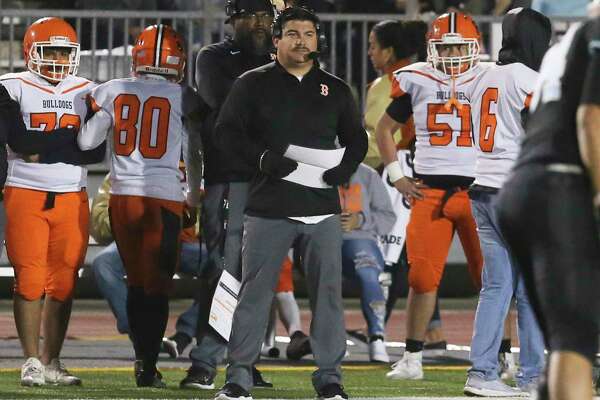 Harlan Dismantles Burbank To Remain Unbeaten Expressnews Com