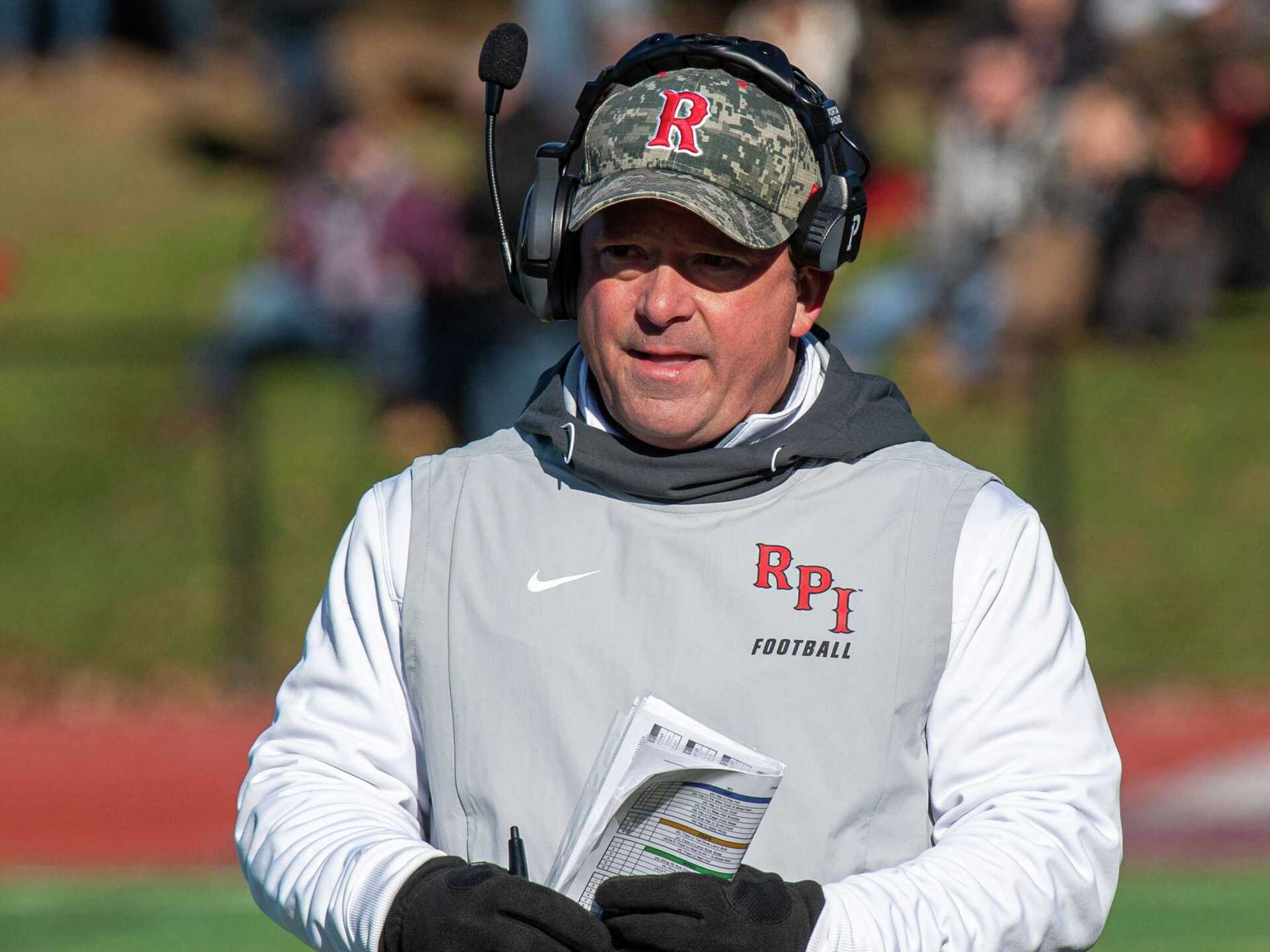 Vaun Cook Rpi RPI football hosts defending champ Ithaca in league opener
